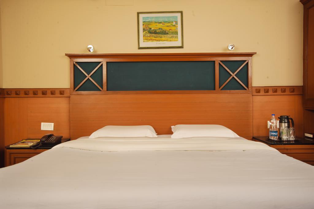 Hilltop Towers Kodaikanal Room photo